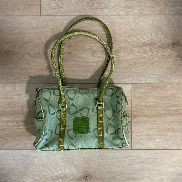 Green Patterned Handbag - Picture 2 of 4